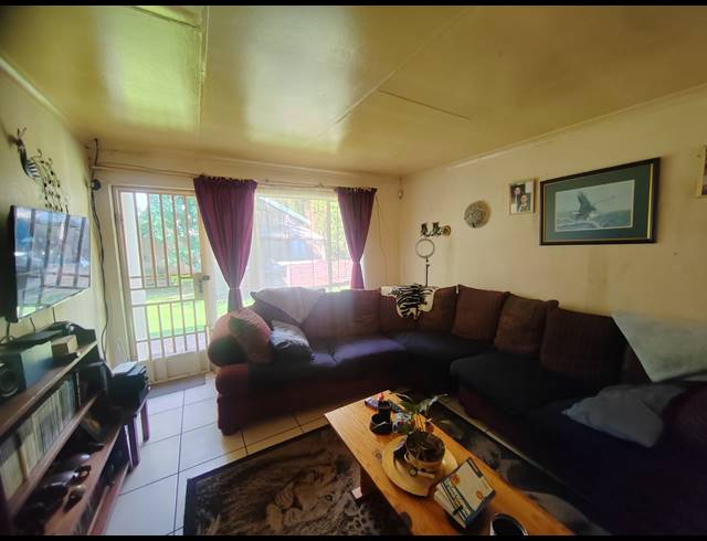 2 BEDROOM FREESTANDING FOR SALE IN HUNTINGDON
